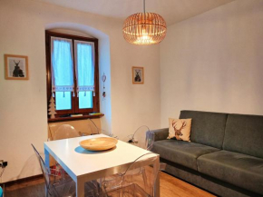 Cosy Apartment in Carisolo with City View. Carisolo